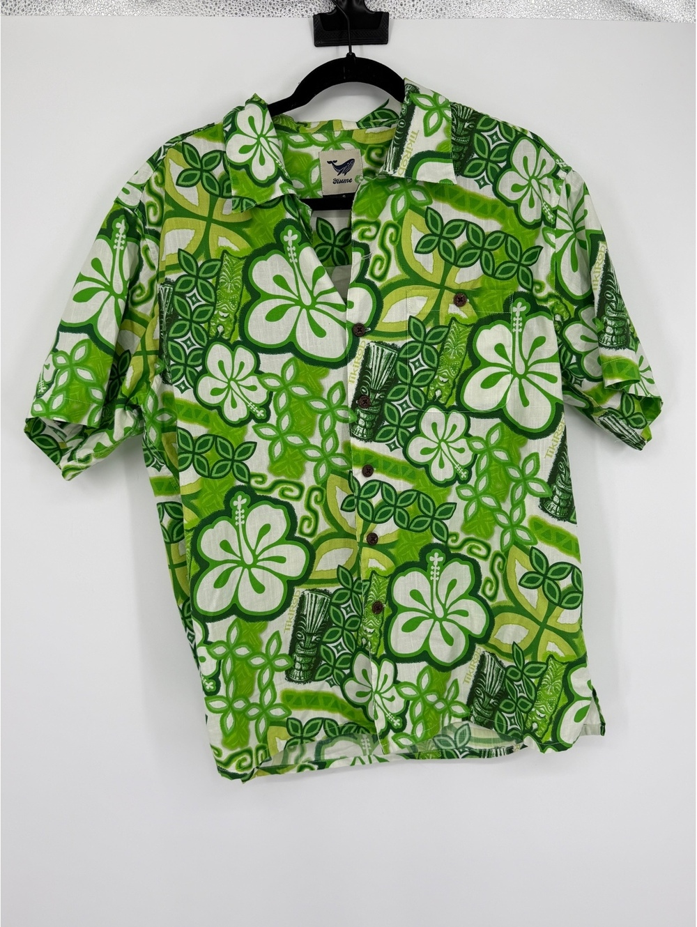 Yiume Size Small Hawaiian Button Up